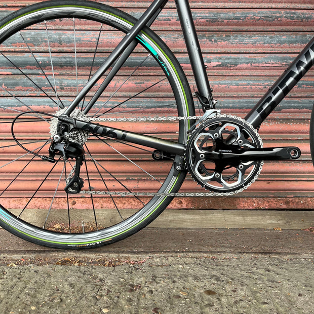 Btwin Ultra AF 700 Shimano 105 Aluminium Road Bike