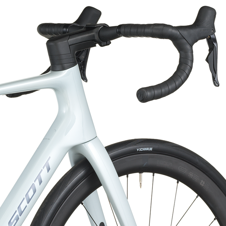 2026 Scott Addict 20 Road Bike In Cumulus White