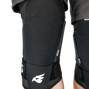 Bluegrass 3Strap Knee Pads - Black - Small