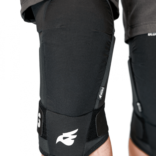Bluegrass 3Strap Knee Pads - Black - Small