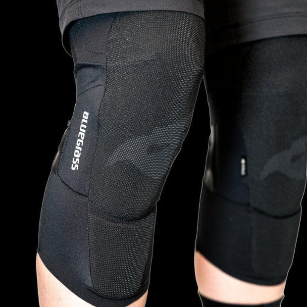 Bluegrass Aura Core Knee Pads - Black - Medium