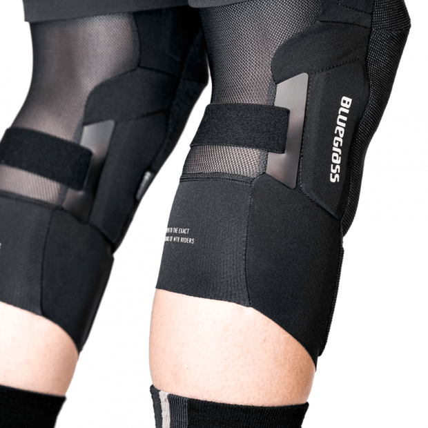 Bluegrass Aura Core Knee Pads - Black - Small