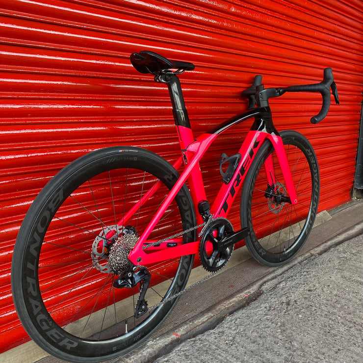 Trek Madone SLR Project One 105 Di2 12sp Aero Carbon Disc Road Bike