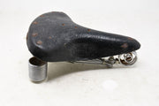 VINTAGE ROADSTER BIKE SEAT BLACK LEATHER EFFECT ANTIQUE LOOKING SPRUNG SADDLE TARNISHED DISPLAY USE