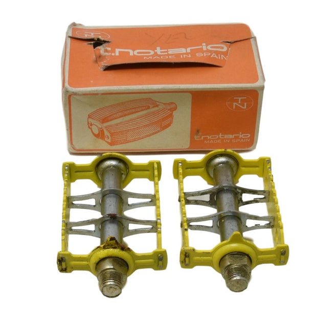 VINTAGE NOTARIO 9-16" RAT TRAP PEDALS MADE FOR BMX IN 80's YELLOW NOS