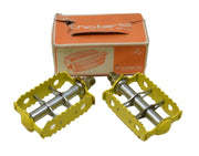 VINTAGE NOTARIO 9-16" RAT TRAP PEDALS MADE FOR BMX IN 80's YELLOW NOS