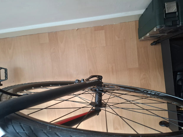 Boardman HYB 8.6 Silver 2021