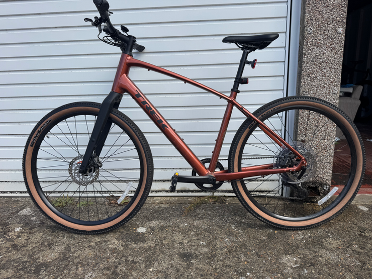 Trek dual sport 3 gen 5 hybrid  2025