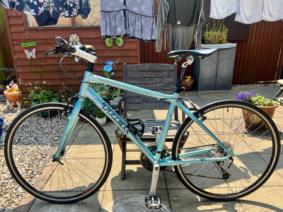 Trek 7.3 FX WSD 2011